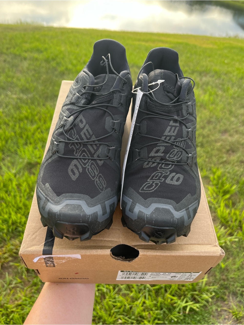 NWT Salomon Womans Black Soeedcross 6 Trail Running Shoes Size 7.5 - Picture 3 of 11